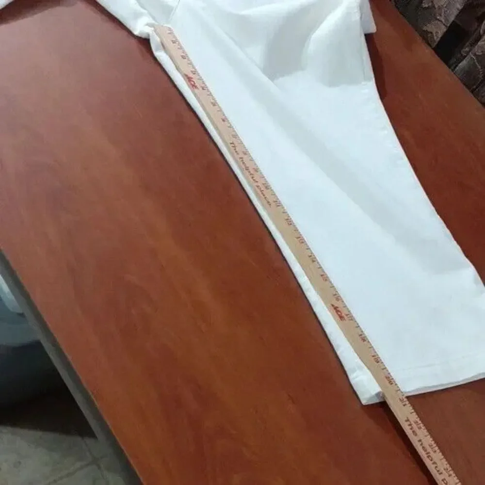 Christopher & Banks size 12 white cropped jeans - Picture 9 of 15